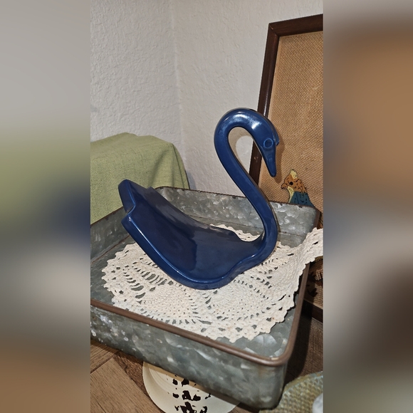 Vintage Navy Swan Hand Towel Holder - Picture 1 of 2
